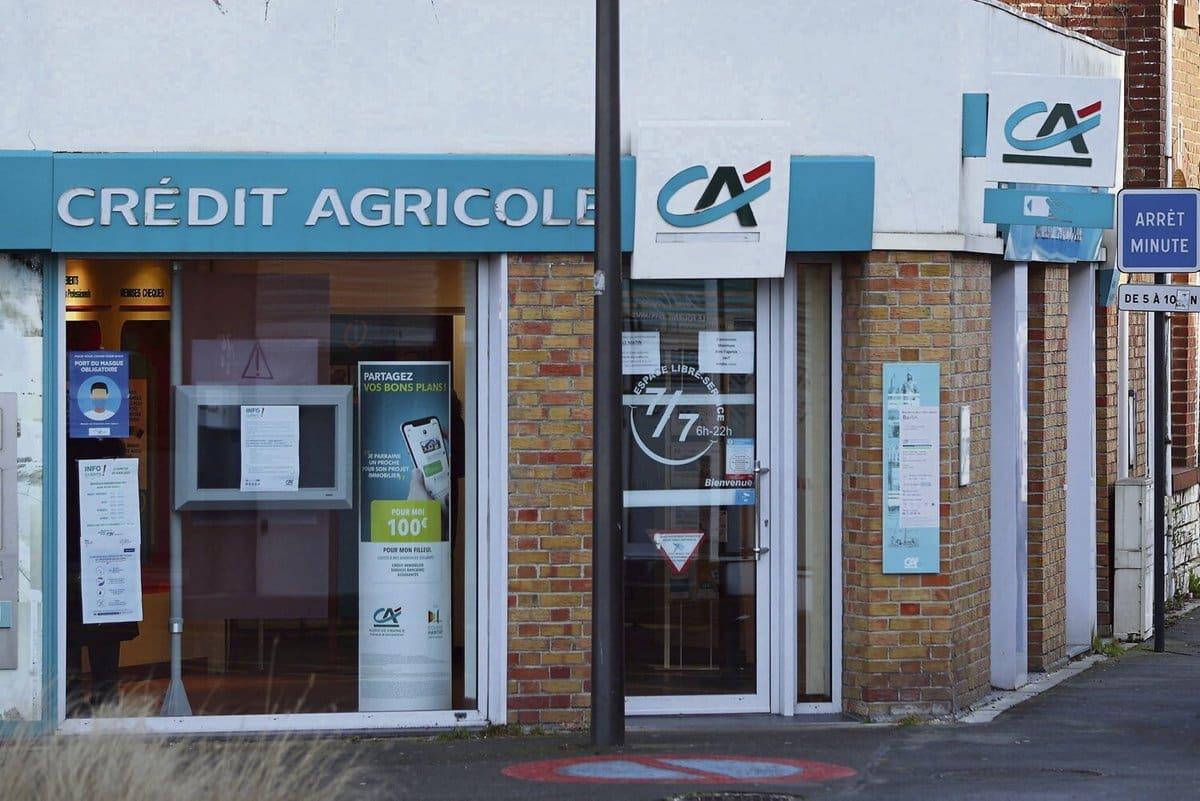 découvrez l'histoire et l'évolution du logo crédit agricole, symbole emblématique de la banque française, à travers les années.