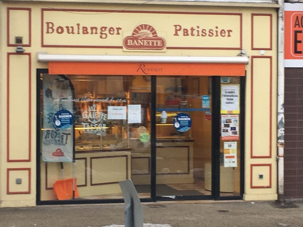 Les meilleures boulangeries à Pontarlier : un guide pour les gourmands